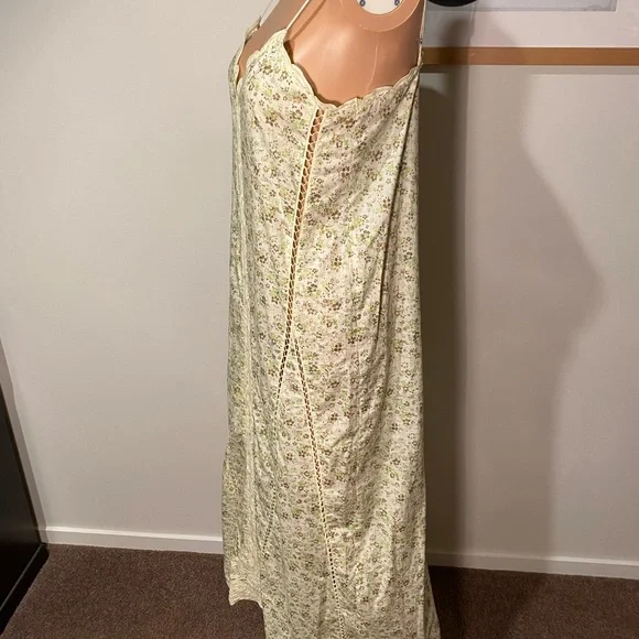 Binny paisley yellow lace maxi dress size 10 - Picture 4 of 8